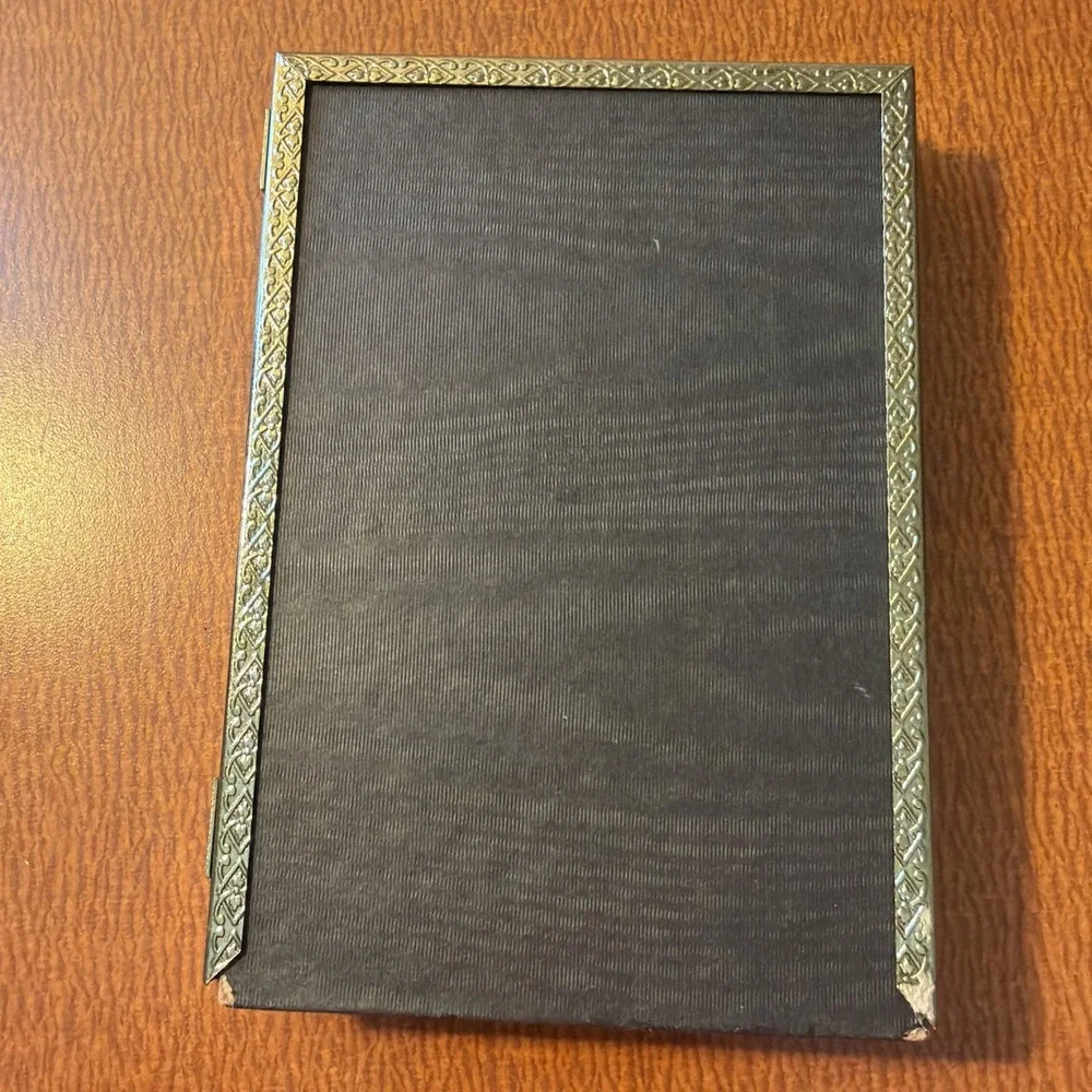 The Unbranded Brand vtg acme
